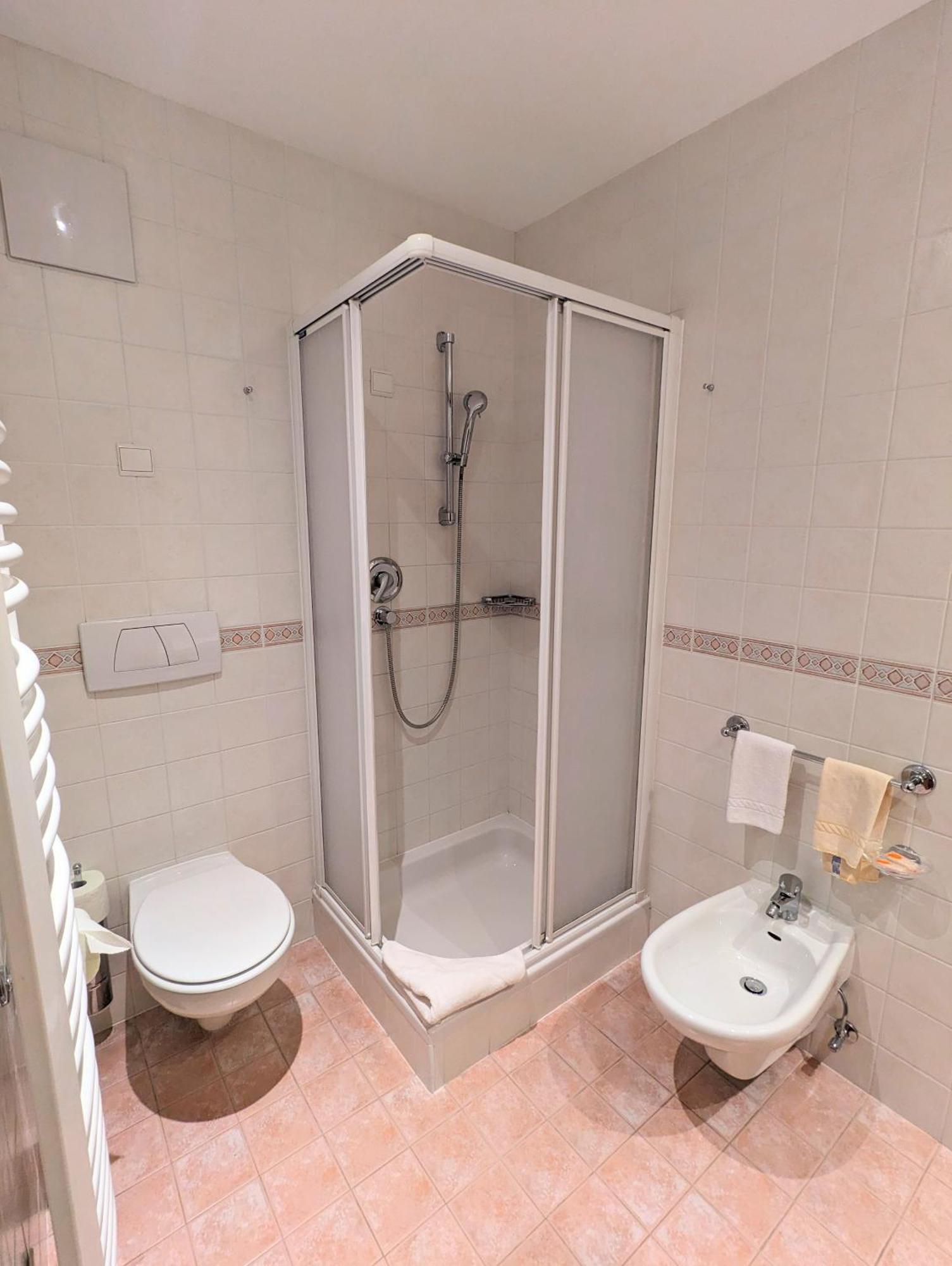 Hotel Heinz Brunico Dış mekan fotoğraf