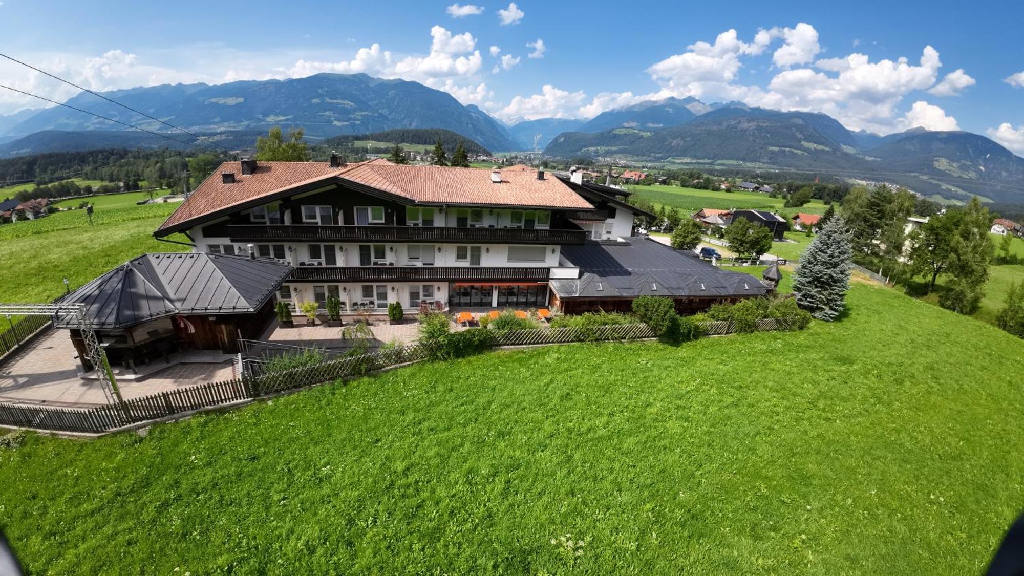 Hotel Heinz Brunico Dış mekan fotoğraf